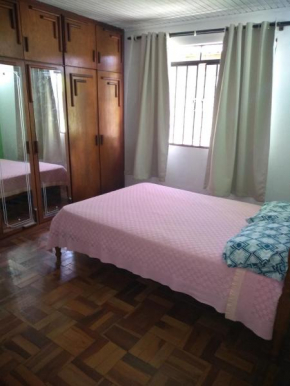 Suíte casal e cama de solteiro T, Curitiba